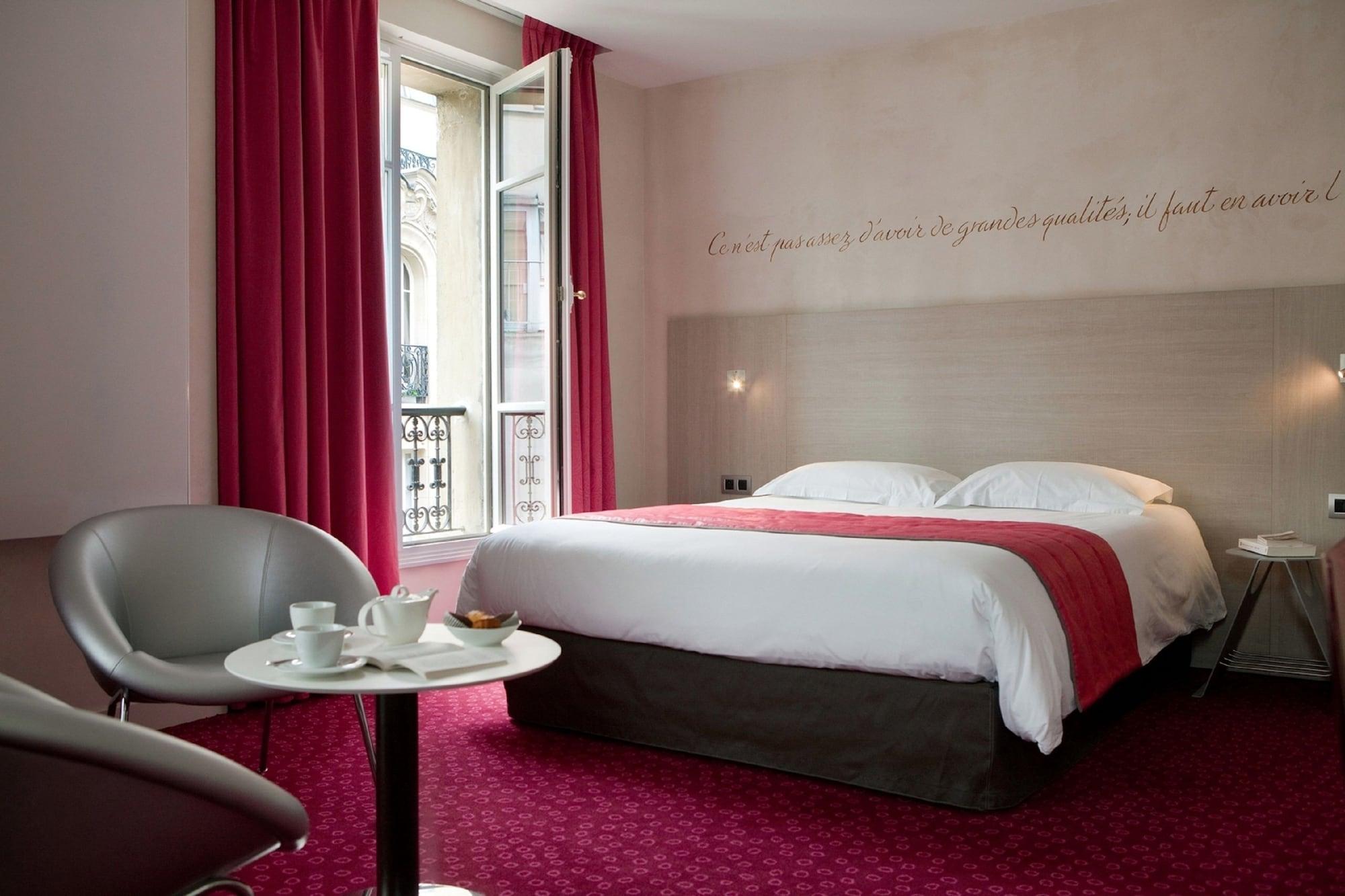ホテル オテル ド セヴィニエ パリ エクステリア 写真